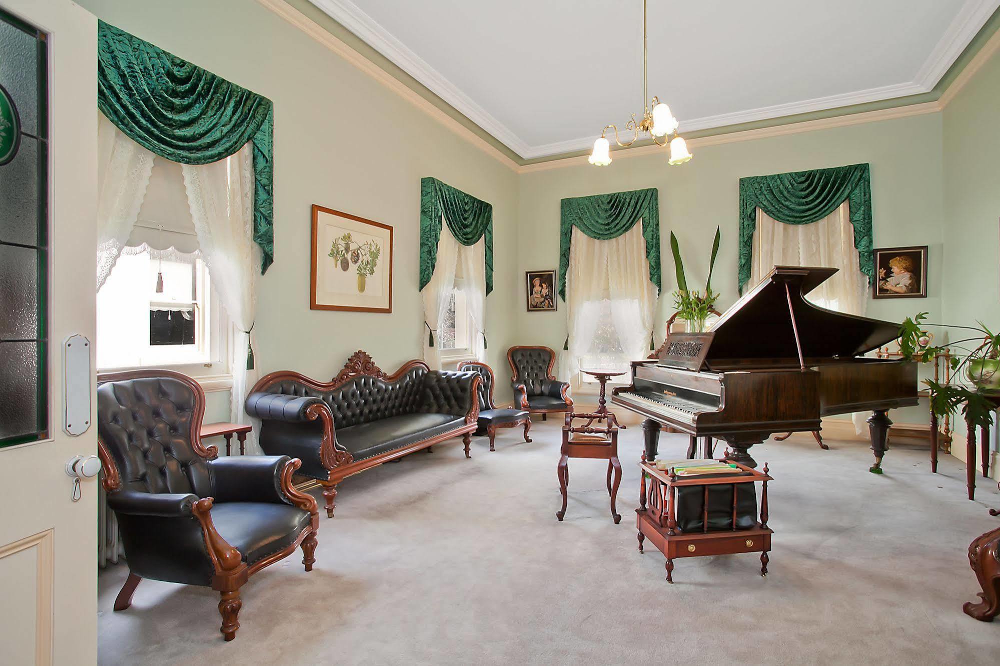 Merton Manor Exclusive B&B 沃纳姆堡 外观 照片